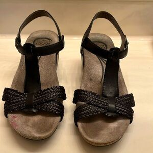 Abeo Arch Support Wedge Sandals